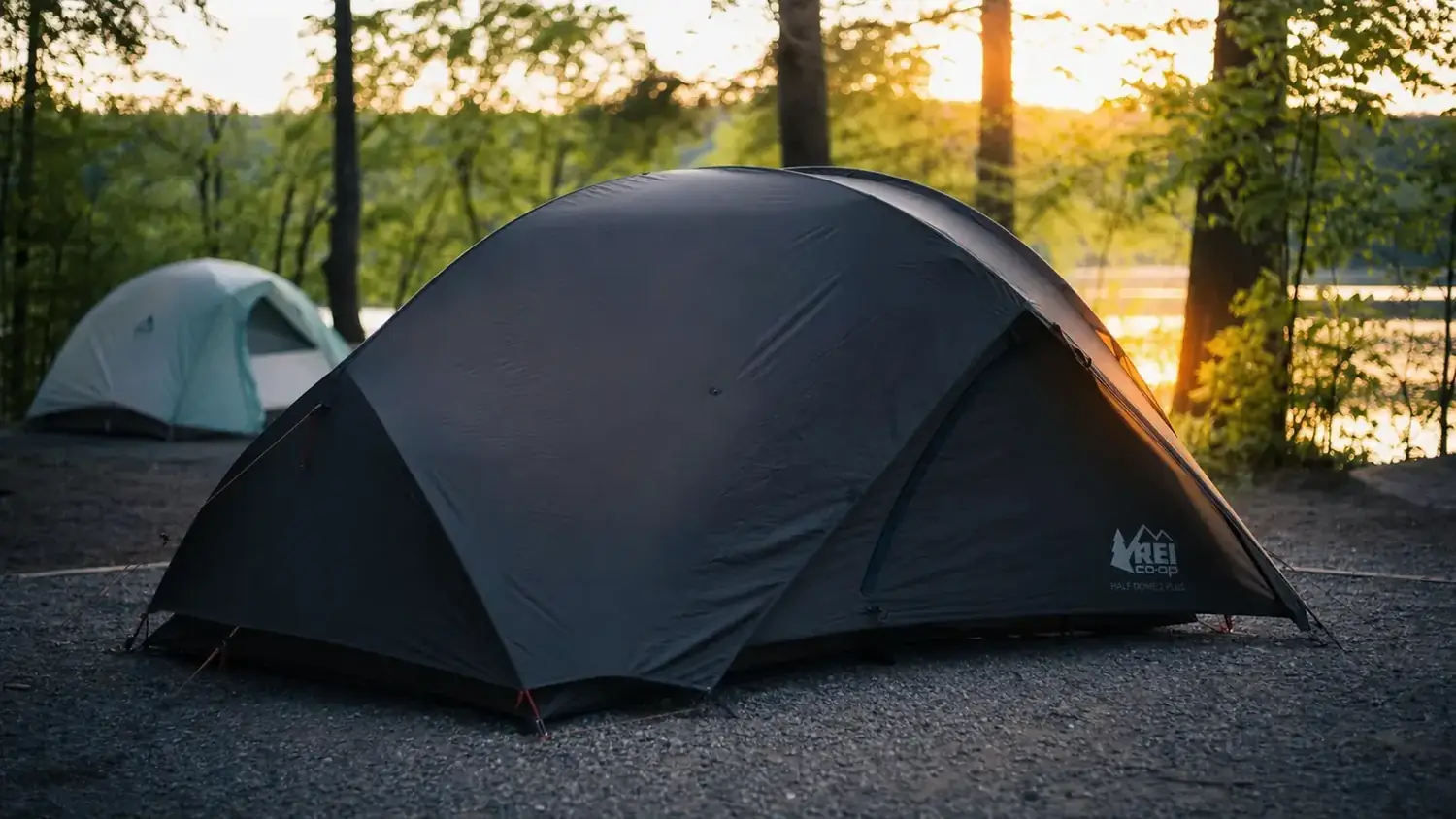 Coleman Sundome Dark Room vs CORE 4-Person Dome Tent: Which One Sets Up Faster and Sleeps Better?