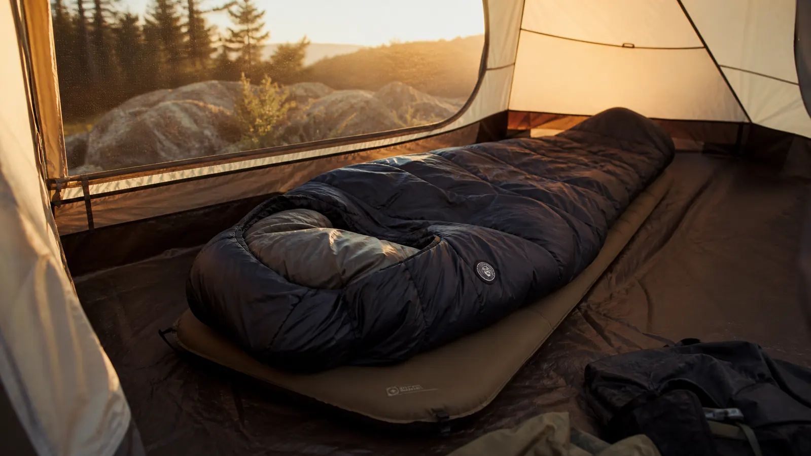 Gear Doctors Oxylus Sleeping Pad Review: R-4.3 Self-Inflating Comfort at a Budget Price